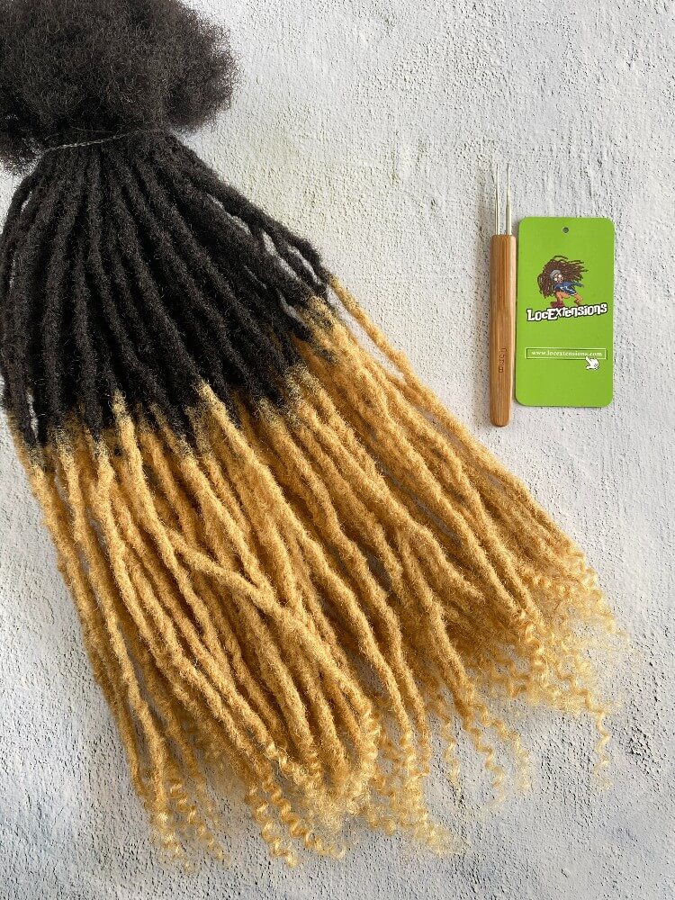 Ombre Curly Tips Anwi Textured Human Hair Loc Extensions- T1B/27 Honey Blonde Tips